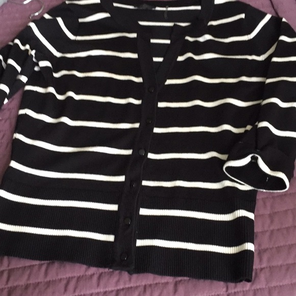 Women’s Mini Cardigan Size M Light Knit Black White Stripes Preppy Capsule - Picture 8 of 8